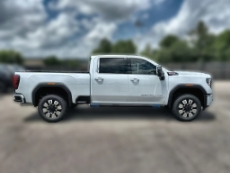GMC Sierra 2500HD Denali 4WD Crew Cab 159" 2026