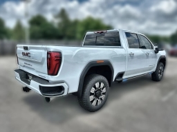 GMC Sierra 2500HD Denali 4WD Crew Cab 159" 2026