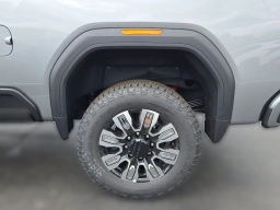GMC Sierra 2500HD Denali 4WD Crew Cab 159" 2026