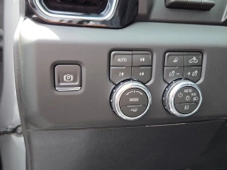 GMC Sierra 2500HD Denali 4WD Crew Cab 159" 2026