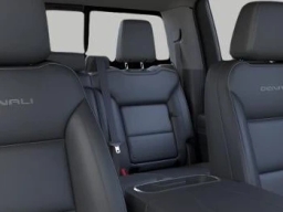 GMC Sierra 2500HD Denali 4WD Crew Cab 159" 2026