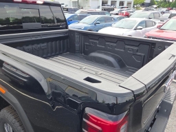 GMC Sierra 2500HD Denali 4WD Crew Cab 159" 2026