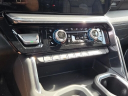GMC Sierra 2500HD Denali 4WD Crew Cab 159" 2026