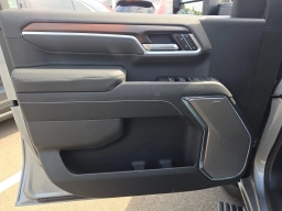 GMC Sierra 2500HD Denali 4WD Crew Cab 159" 2026