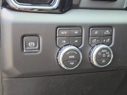 GMC Sierra 2500HD Denali 4WD Crew Cab 159" 2026