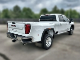 GMC Sierra 3500HD SLE 4WD Crew Cab 159" 2026