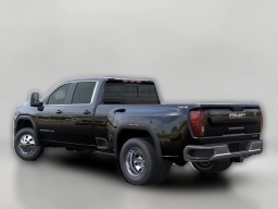 GMC Sierra 3500HD SLE 4WD Crew Cab 172" 2026