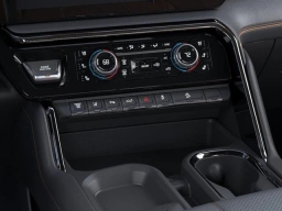 GMC Sierra 3500HD AT4 4WD Crew Cab 172" 2026