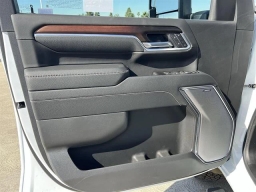 GMC Sierra 3500HD Denali 4WD Crew Cab 159" 2026