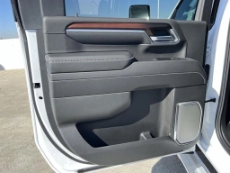 GMC Sierra 3500HD Denali 4WD Crew Cab 159" 2026