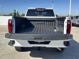 GMC Sierra 3500HD Denali 4WD Crew Cab 159" 2026