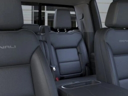 GMC Sierra 3500HD Denali 4WD Crew Cab 172" 2026