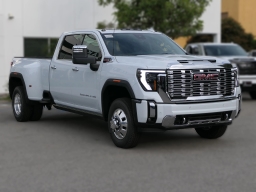 GMC Sierra 3500HD Denali 4WD Crew Cab 159" 2026