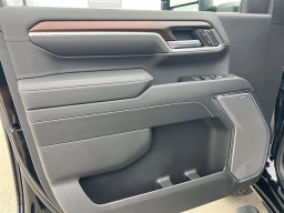 GMC Sierra 3500HD Denali 4WD Crew Cab 159" 2026