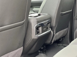 GMC Sierra 3500HD Denali 4WD Crew Cab 159" 2026