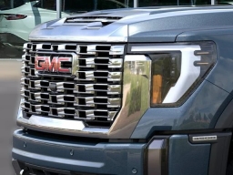 GMC Sierra 3500HD Denali 4WD Crew Cab 172" 2026