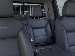 GMC Sierra 3500HD Denali 4WD Crew Cab 159" 2026