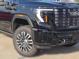 GMC Sierra 2500HD Denali Ultimate 4WD Crew Cab 159" 2026