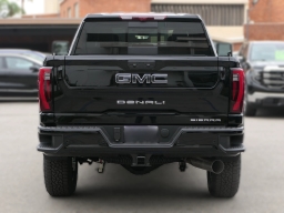 GMC Sierra 2500HD Denali Ultimate 4WD Crew Cab 159" 2026
