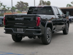 GMC Sierra 2500HD Denali Ultimate 4WD Crew Cab 159" 2026