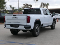 GMC Sierra 2500HD Denali Ultimate 4WD Crew Cab 159" 2026