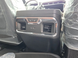 GMC Sierra 2500HD Denali Ultimate 4WD Crew Cab 159" 2026