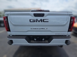 GMC Sierra 2500HD Denali Ultimate 4WD Crew Cab 159" 2026