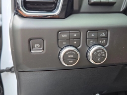GMC Sierra 2500HD Denali Ultimate 4WD Crew Cab 159" 2026