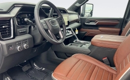 GMC Sierra 3500HD Denali Ultimate 4WD Crew Cab 159" 2026