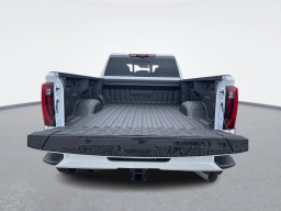 GMC Sierra 3500HD Denali Ultimate 4WD Crew Cab 159" 2026