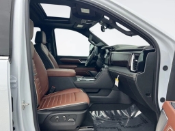 GMC Sierra 3500HD Denali Ultimate 4WD Crew Cab 159" 2026