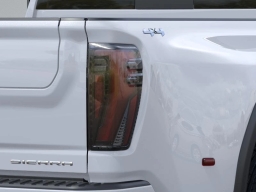 GMC Sierra 3500HD Denali Ultimate 4WD Crew Cab 159" 2026