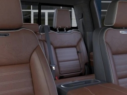 GMC Sierra 3500HD Denali Ultimate 4WD Crew Cab 159" 2026