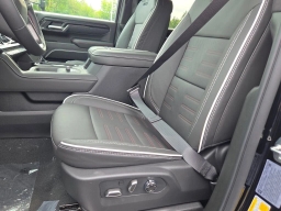 GMC Sierra 2500HD AT4X 4WD Crew Cab 159" 2026
