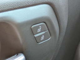 GMC Sierra 1500 Pro 4WD Crew Cab 147" 2026