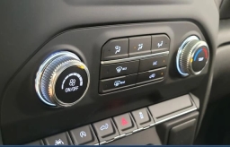 GMC Sierra 1500 Pro 4WD Crew Cab 147" 2026