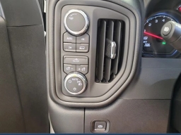 GMC Sierra 1500 Pro 4WD Crew Cab 147" 2026