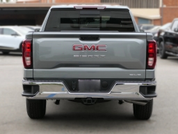 GMC Sierra 1500 SLE 4WD Crew Cab 147" 2026