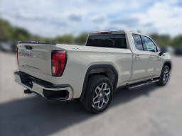 GMC Sierra 1500 SLE 4WD Double Cab 147" 2026
