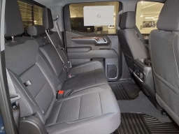 GMC Sierra 1500 Elevation 4WD Crew Cab 147" 2026