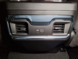 GMC Sierra 1500 Elevation 4WD Crew Cab 147" 2026