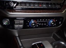 GMC Sierra 1500 Elevation 4WD Crew Cab 147" 2026