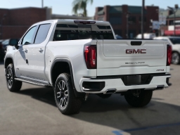 GMC Sierra 1500 AT4 4WD Crew Cab 147" 2026