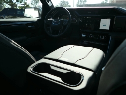 GMC Sierra 1500 AT4 4WD Crew Cab 147" 2026