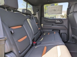GMC Sierra 1500 AT4 4WD Crew Cab 147" 2026