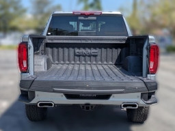 GMC Sierra 1500 AT4 4WD Crew Cab 147" 2026
