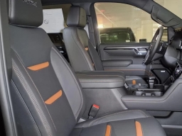 GMC Sierra 1500 AT4 4WD Crew Cab 147" 2026