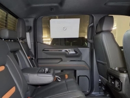 GMC Sierra 1500 AT4 4WD Crew Cab 147" 2026
