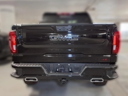 GMC Sierra 1500 AT4 4WD Crew Cab 147" 2026