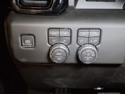 GMC Sierra 1500 AT4 4WD Crew Cab 147" 2026